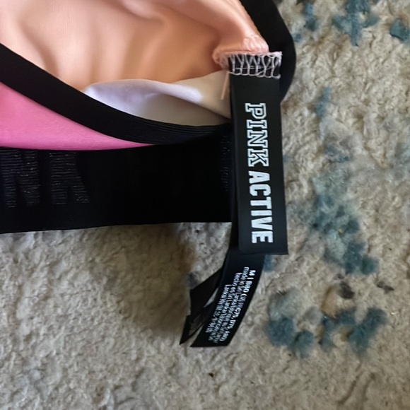Pink active Sports bra med size - Picture 3 of 3